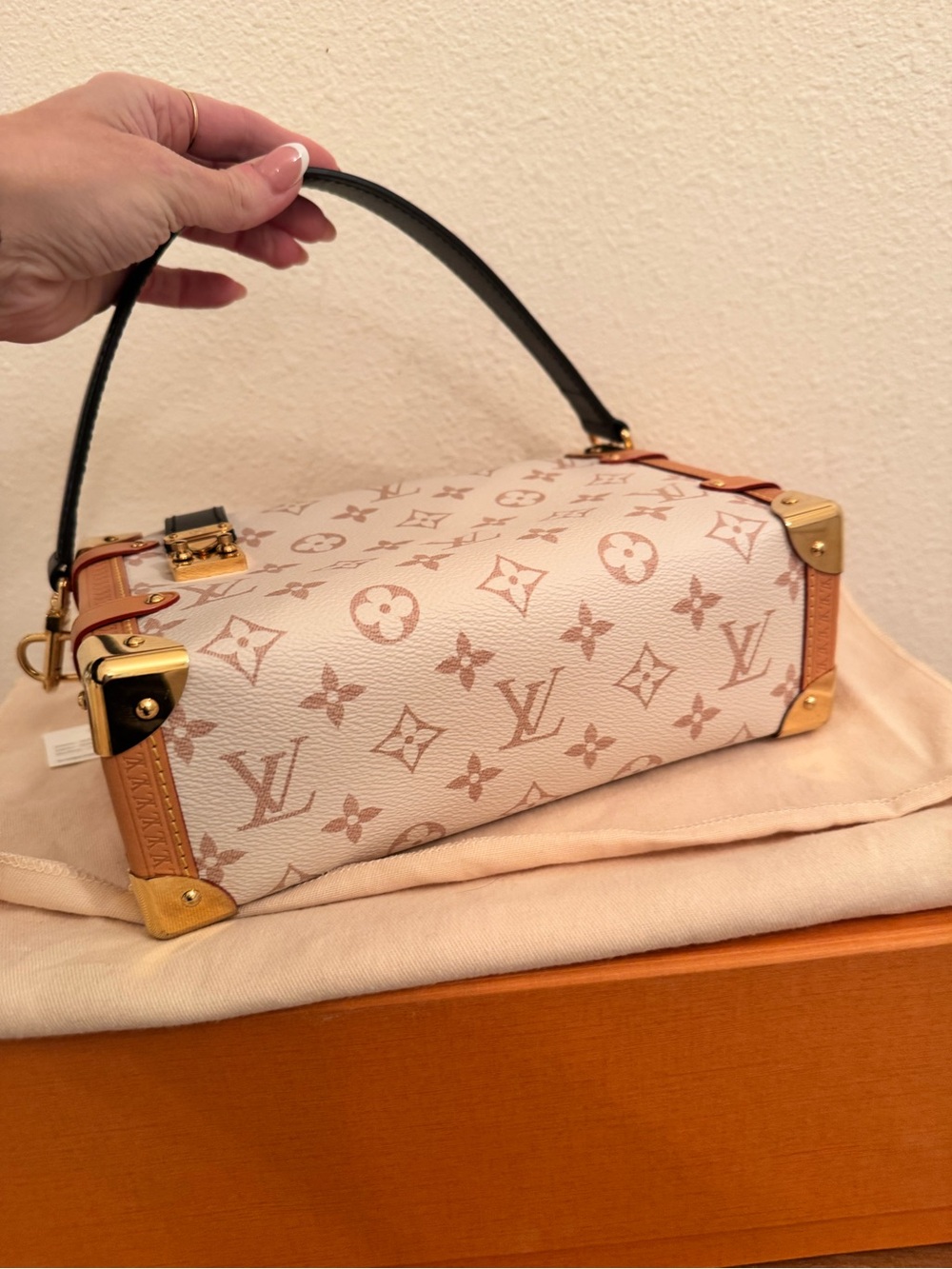 Louis Vuitton Side Trunk PM Monogram White brown Black Bag - Picture 7 of 16